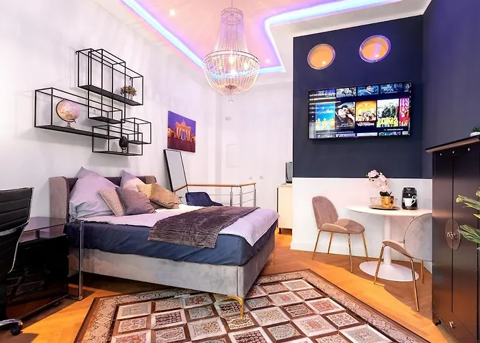 Beauty And Smart City-Apartment